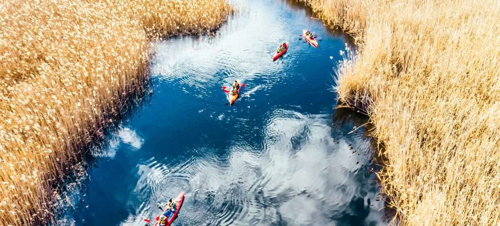 How to Become A Responsible Kayaker