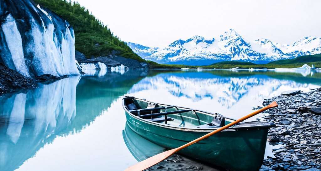 Valdez: Kayaking Off the Grid