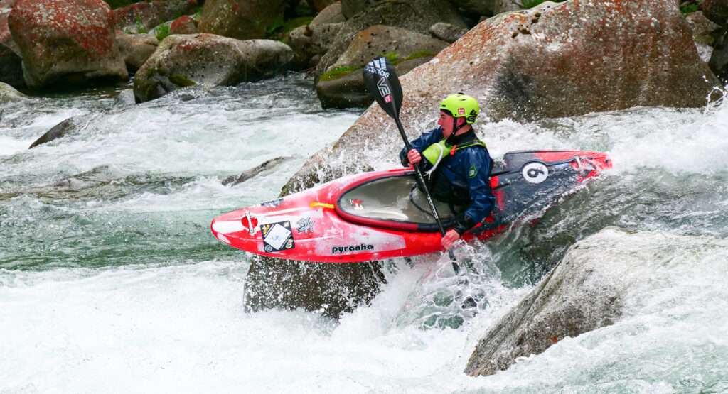 Whitewater Rafting Tips for Guides