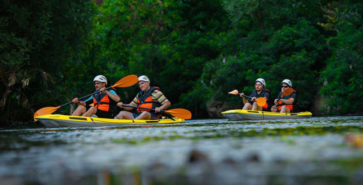 How do you attach a leash to a kayak paddle? Kayak Manual